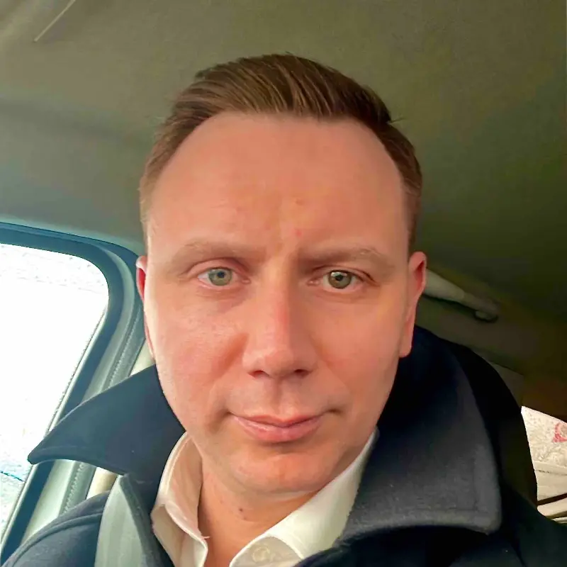 Станислав Валов