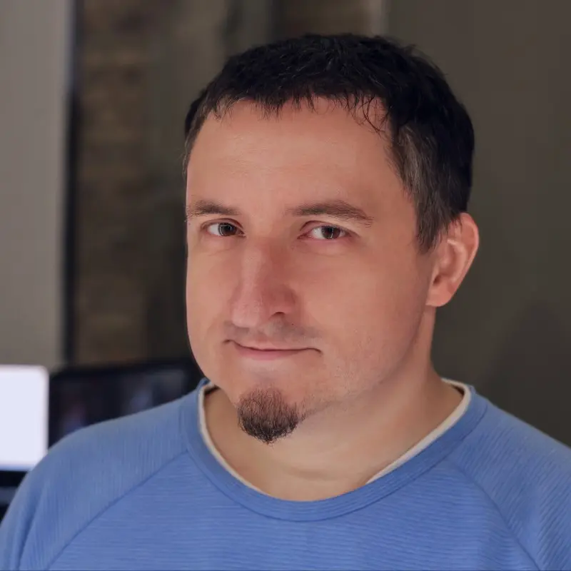 Антон Воронов