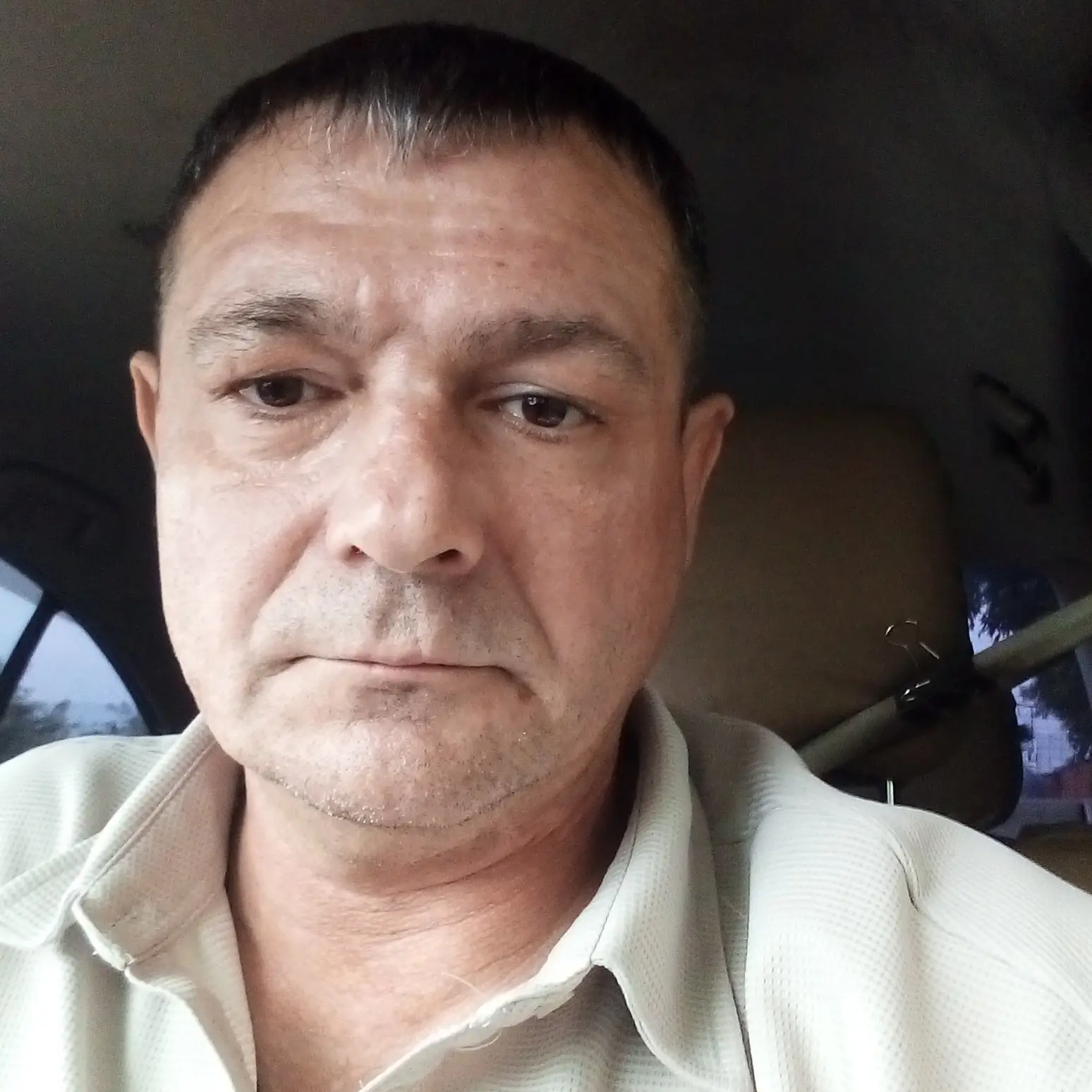 Юрий Суриков