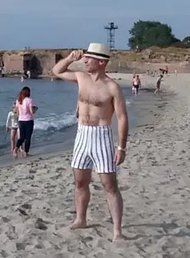 Эдуард Попов