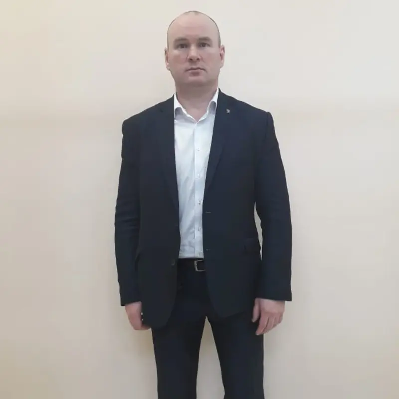 Владимир Гутов