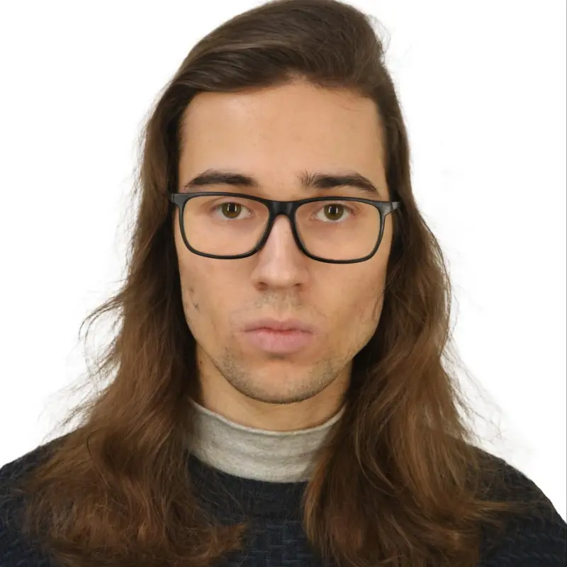 Дмитрий Лапин