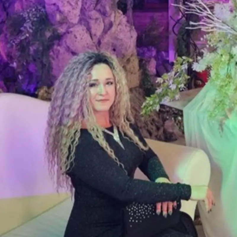 Елена Бруславцева