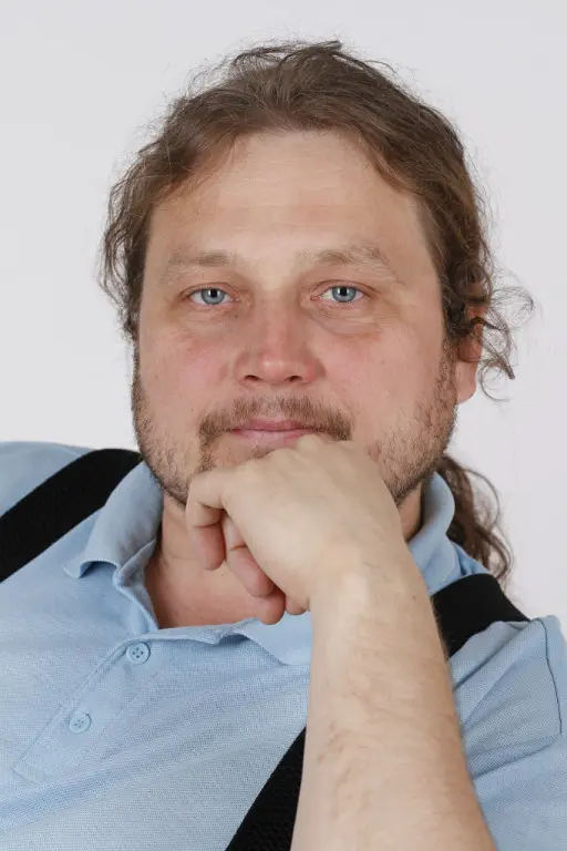 Владимир Рябов