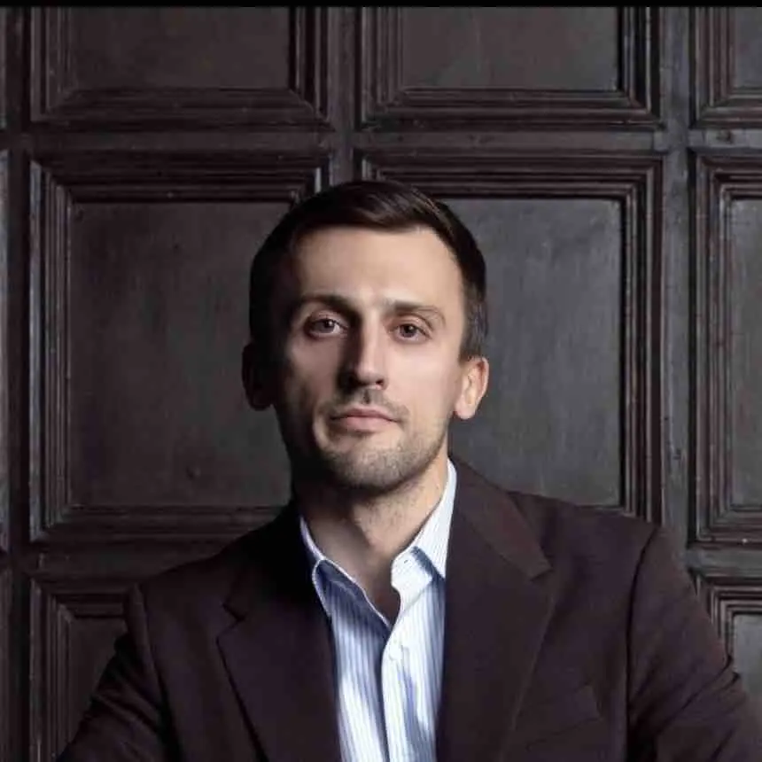 Александр Бондаренко