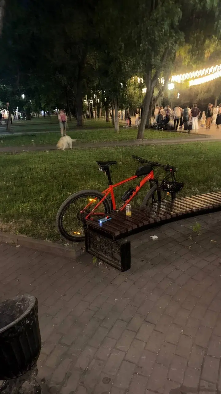 Когда не мой день😂
уже очень давно не прокалывал колёса, а тут сразу дуплетом...
Но зато как говорится контент | Сетка — социальная сеть от hh.ru