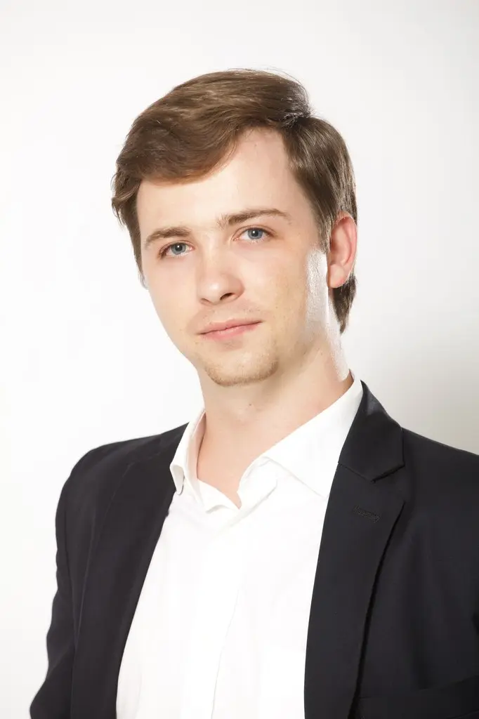 Дмитрий Губернатчук