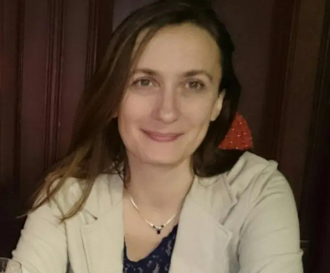 Елена Вонс