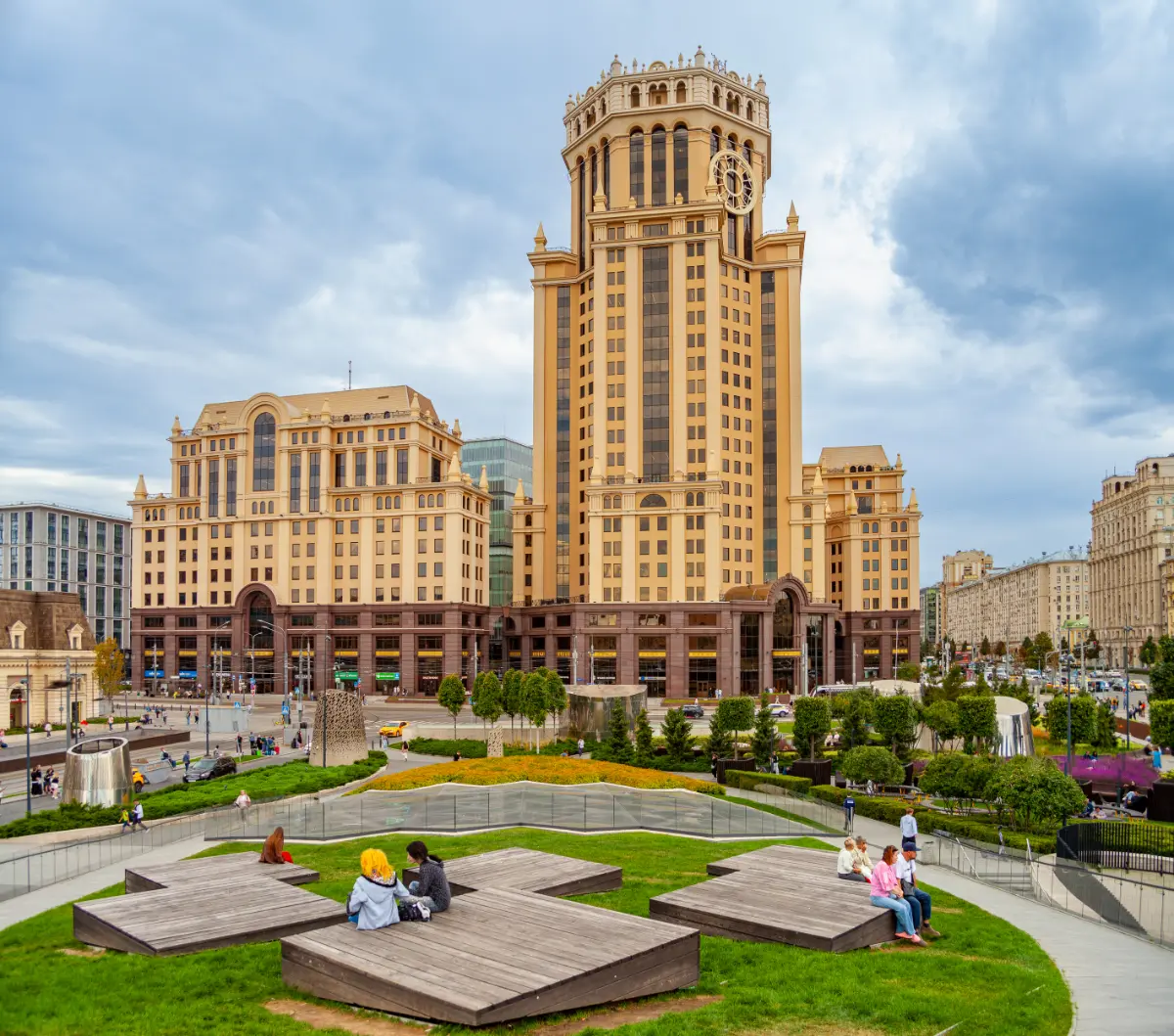 Один день, одна улица в Москве | Сетка — социальная сеть от hh.ru