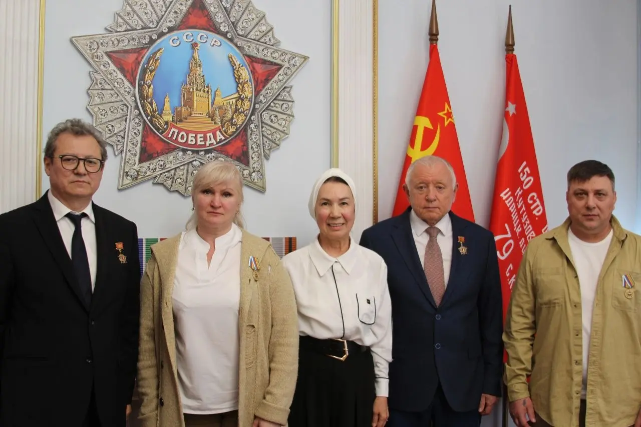 «Служить своему Отечеству», - под таким девизом состоялась совместная встреча актива Фонда культурного наследия А.С | Сетка — социальная сеть от hh.ru