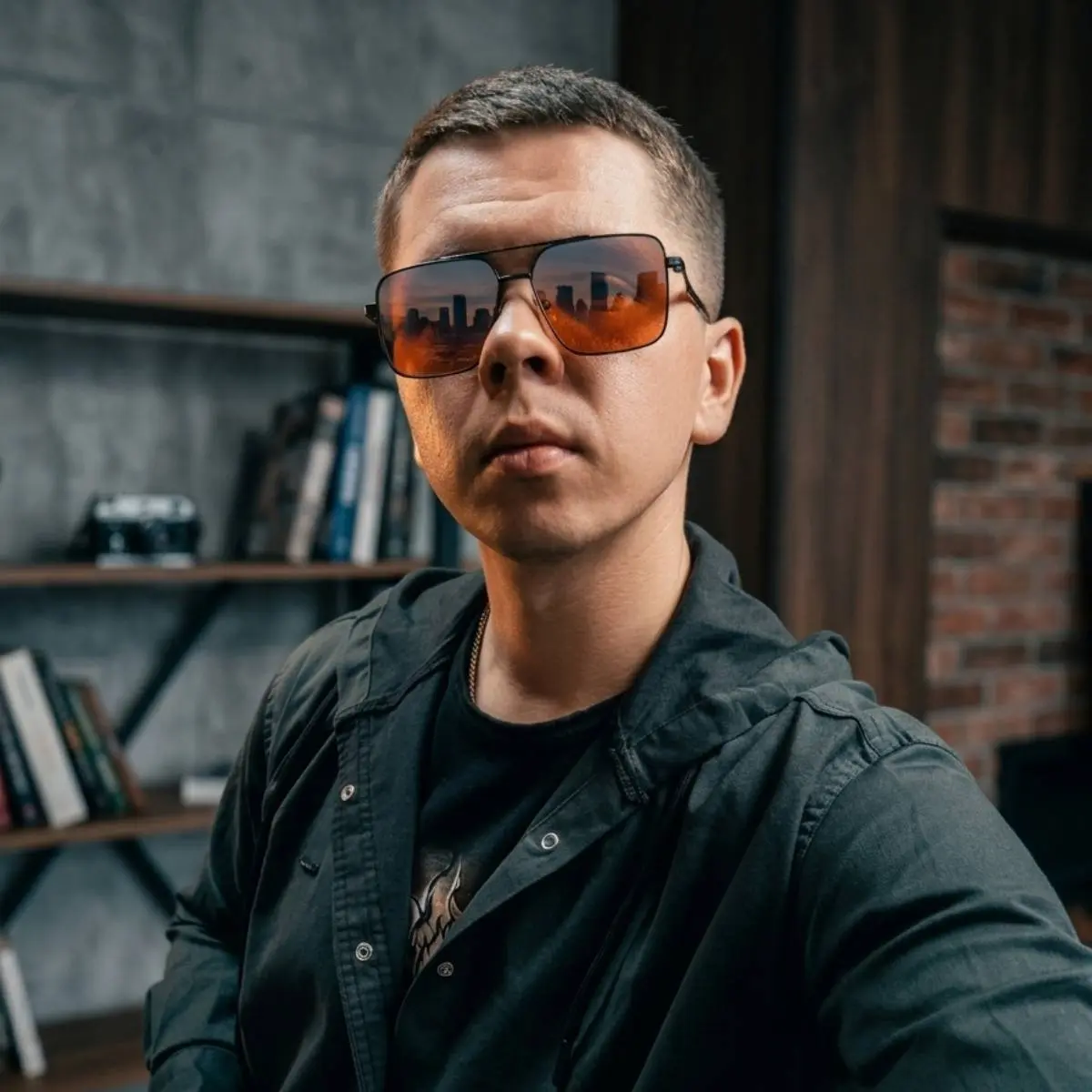 Валерий Петров