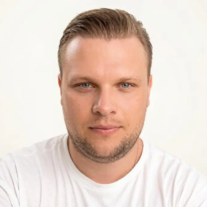 Евгений Пыхтин