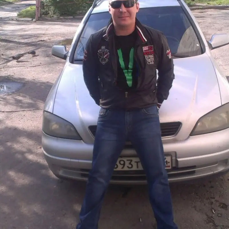 Леонид Рогожин