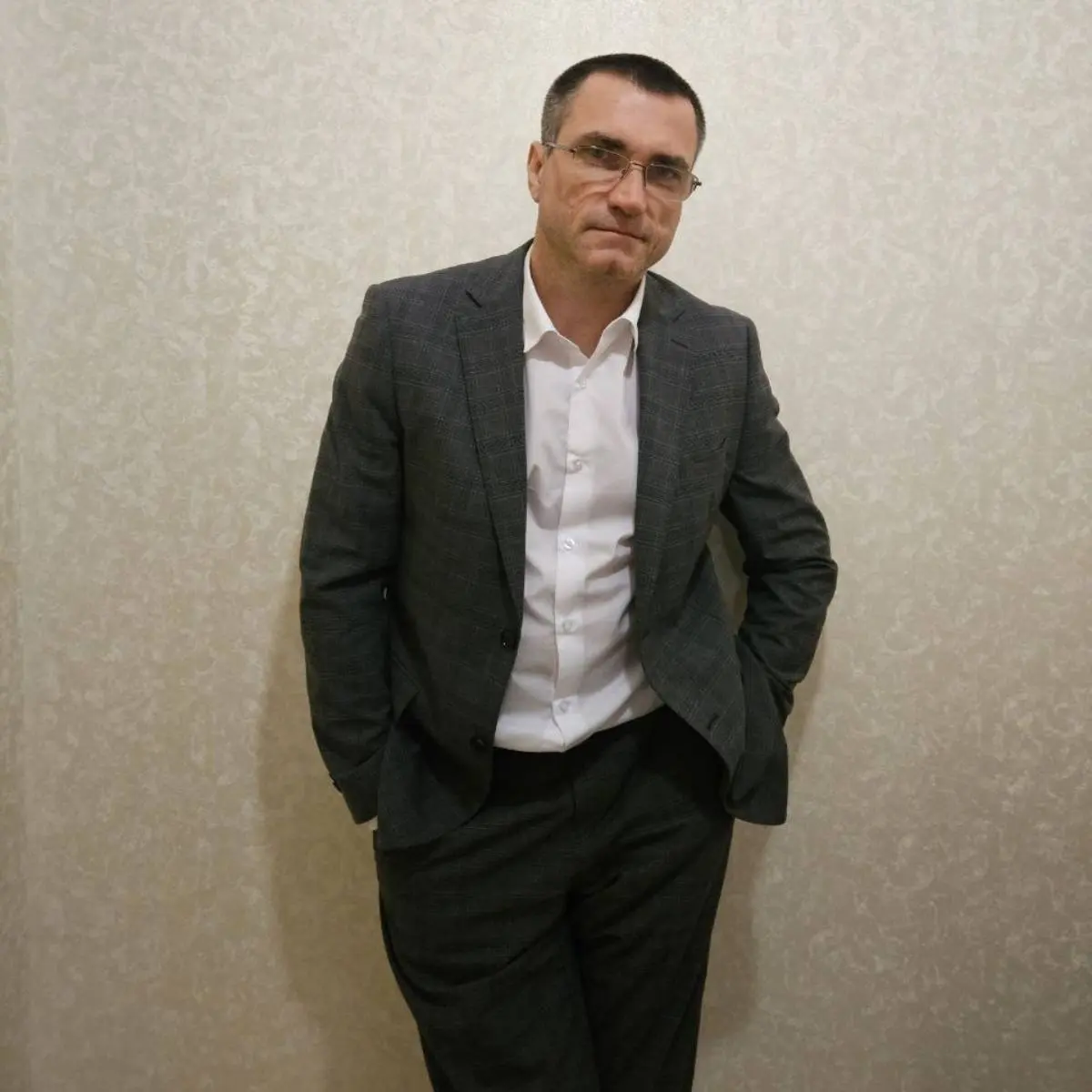 Александр Иванов
