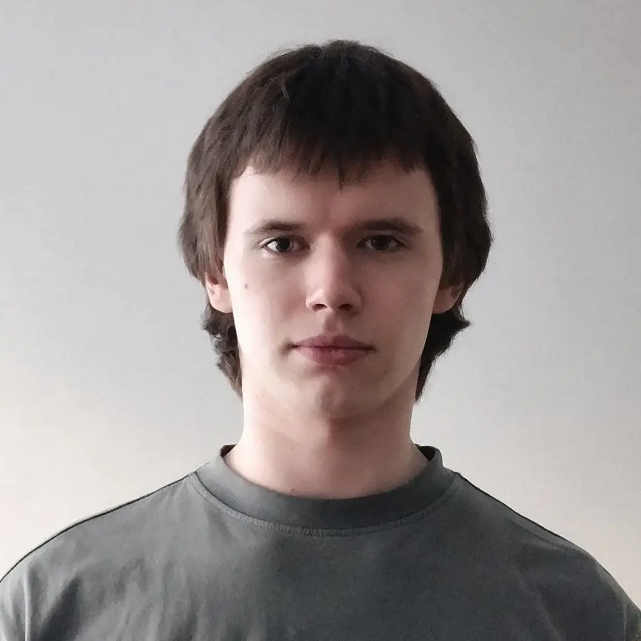 Александр Морозов