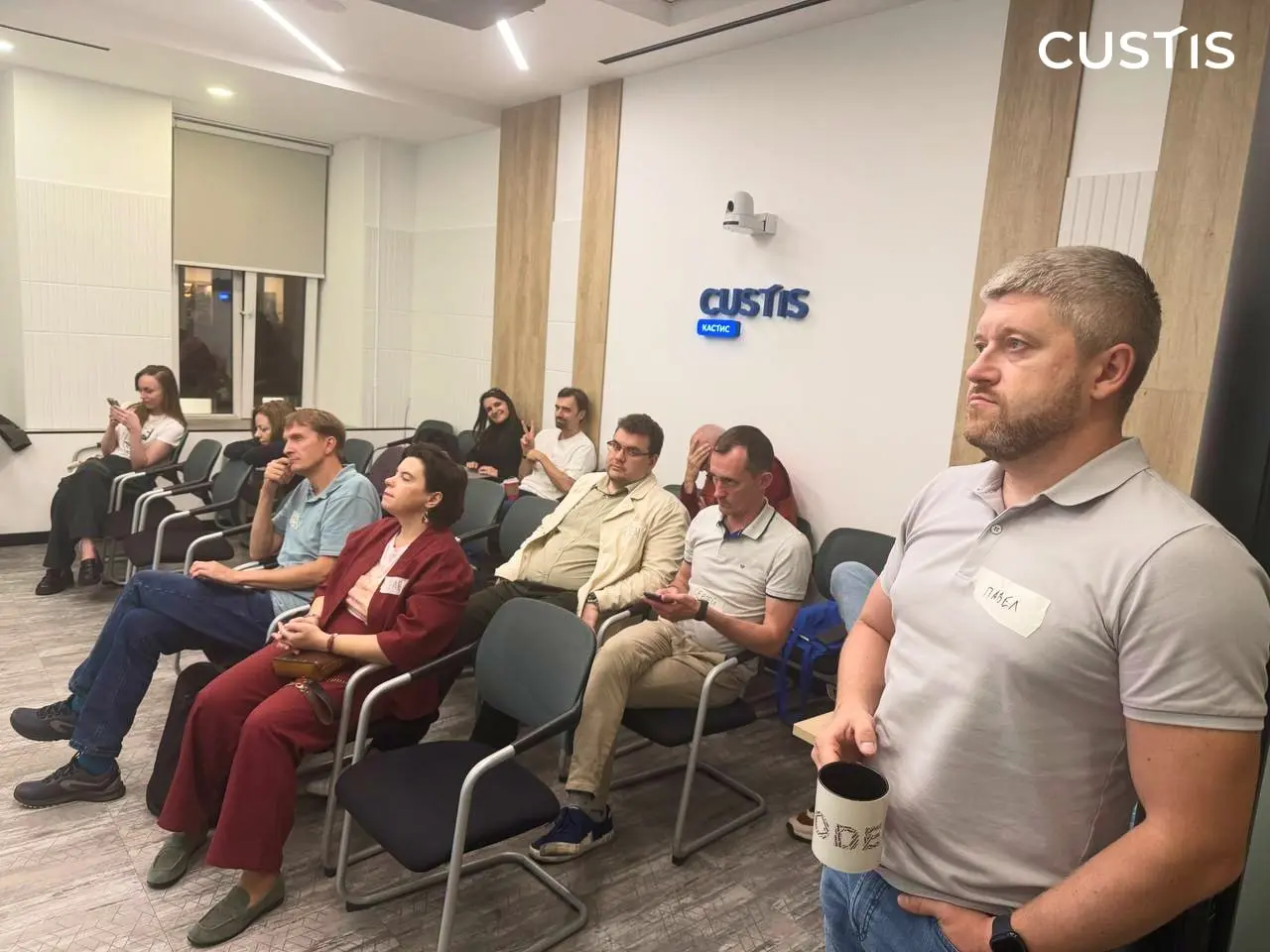 Внутренние продукты выходят из тени 👥
На прошлой неделе CUSTIS принимала у себя в гостях наших друзей из сообщества Enterprise Product Managment — в нашем офисе прошла встреча Гильдии Владельцев проду... | Сетка — социальная сеть от hh.ru