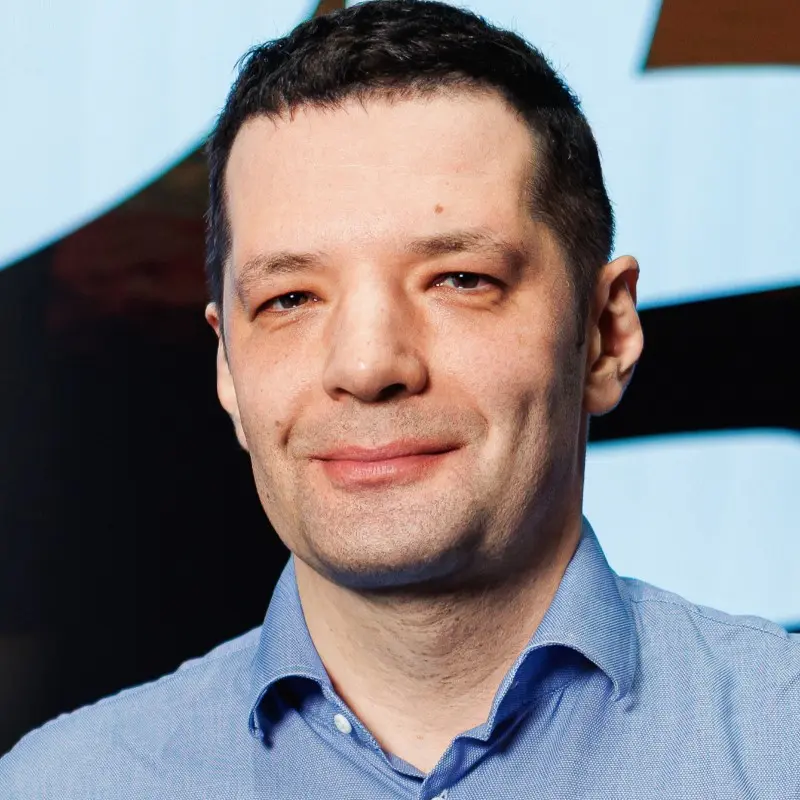 Дмитрий Лазарев