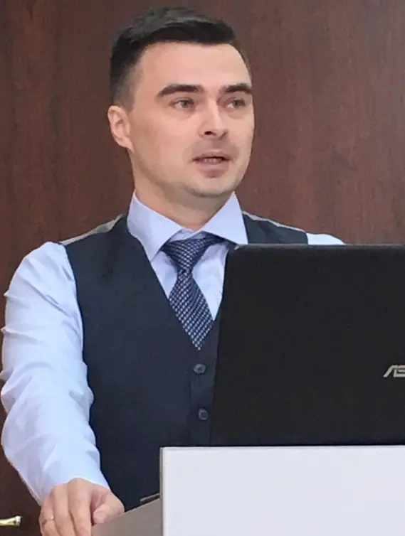 Виктор Немцов