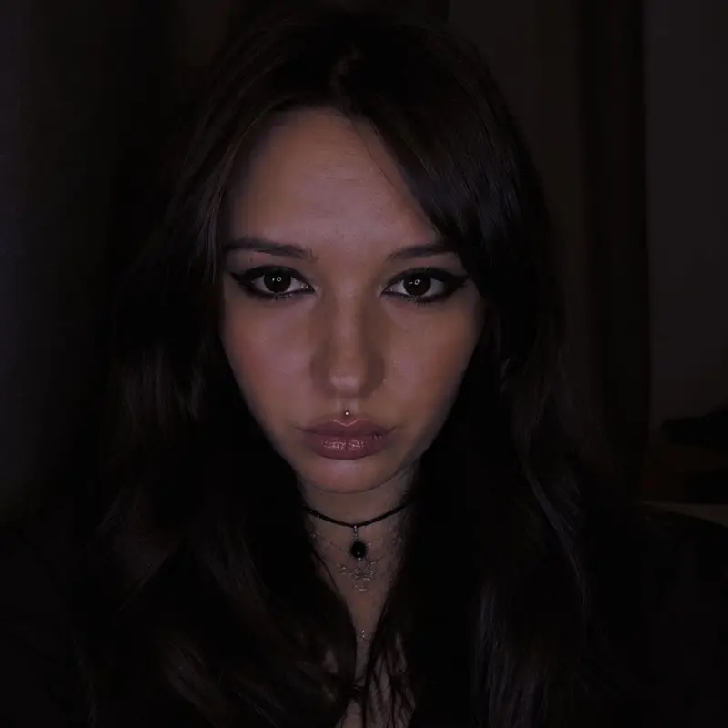Анна Михайлова