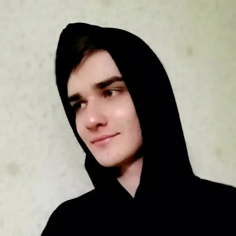 Александр Алипов