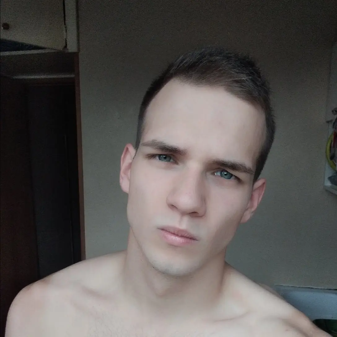 Максим  Лебедев