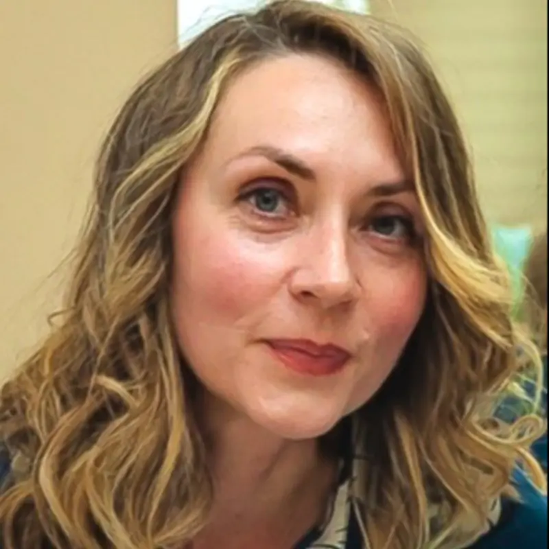 Елена Петрова