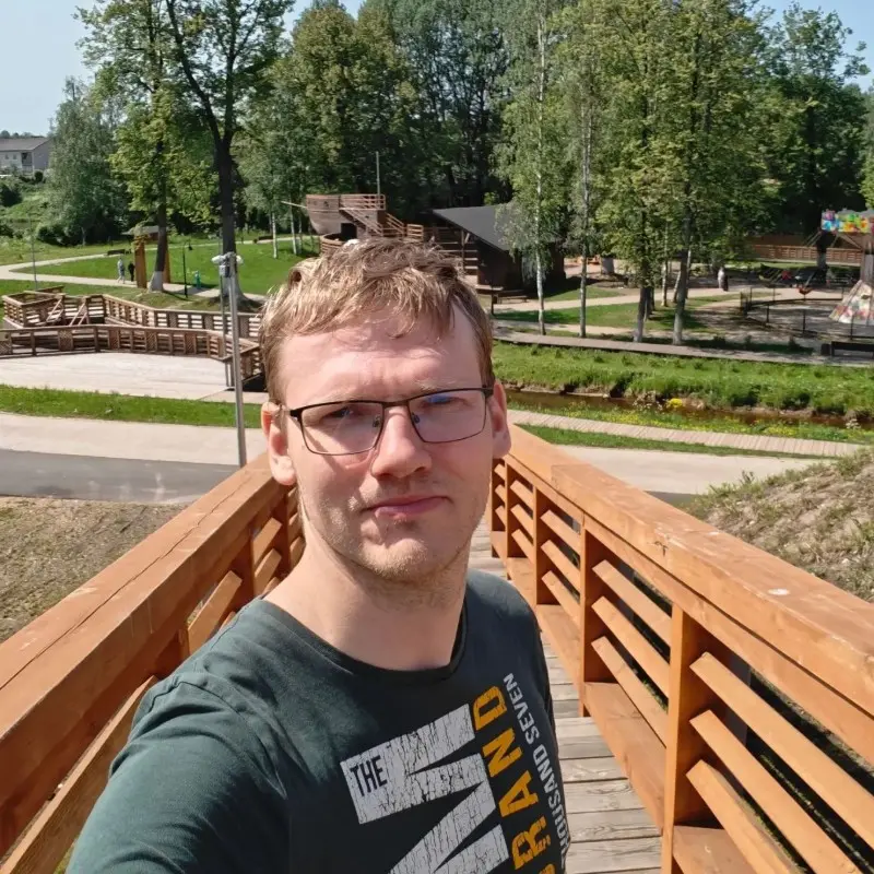Александр Семёнов