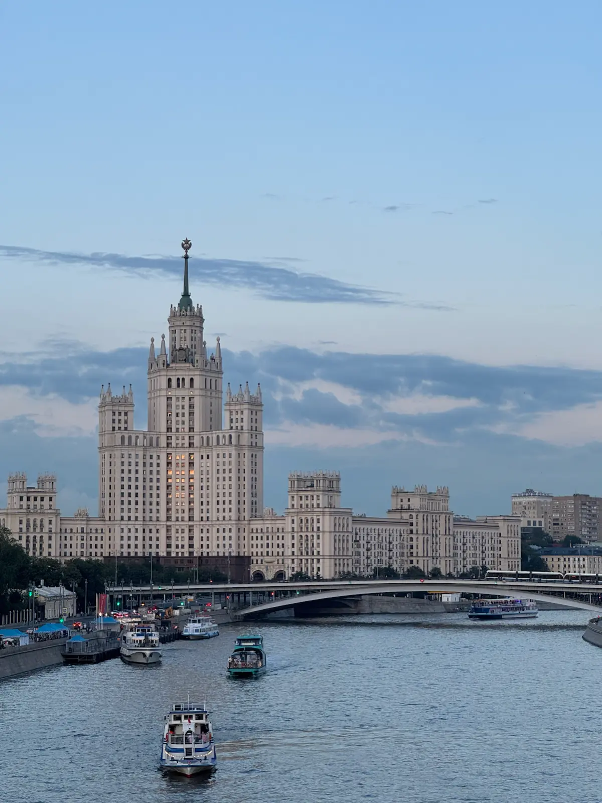 Городские силуэты | Сетка — социальная сеть от hh.ru