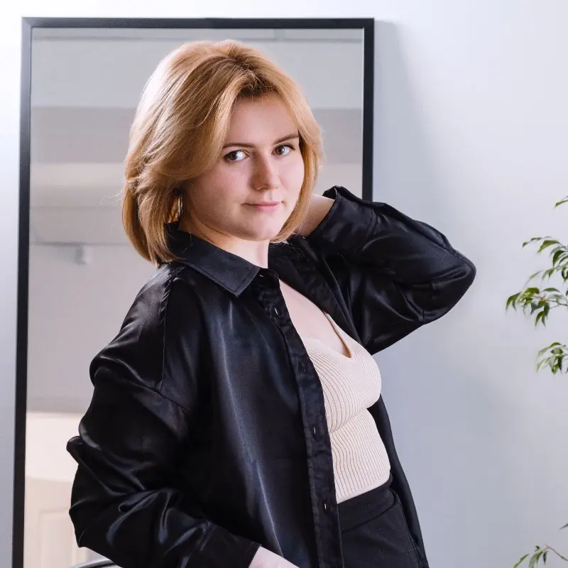 Надежда Плотникова