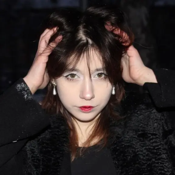 Анна Ви