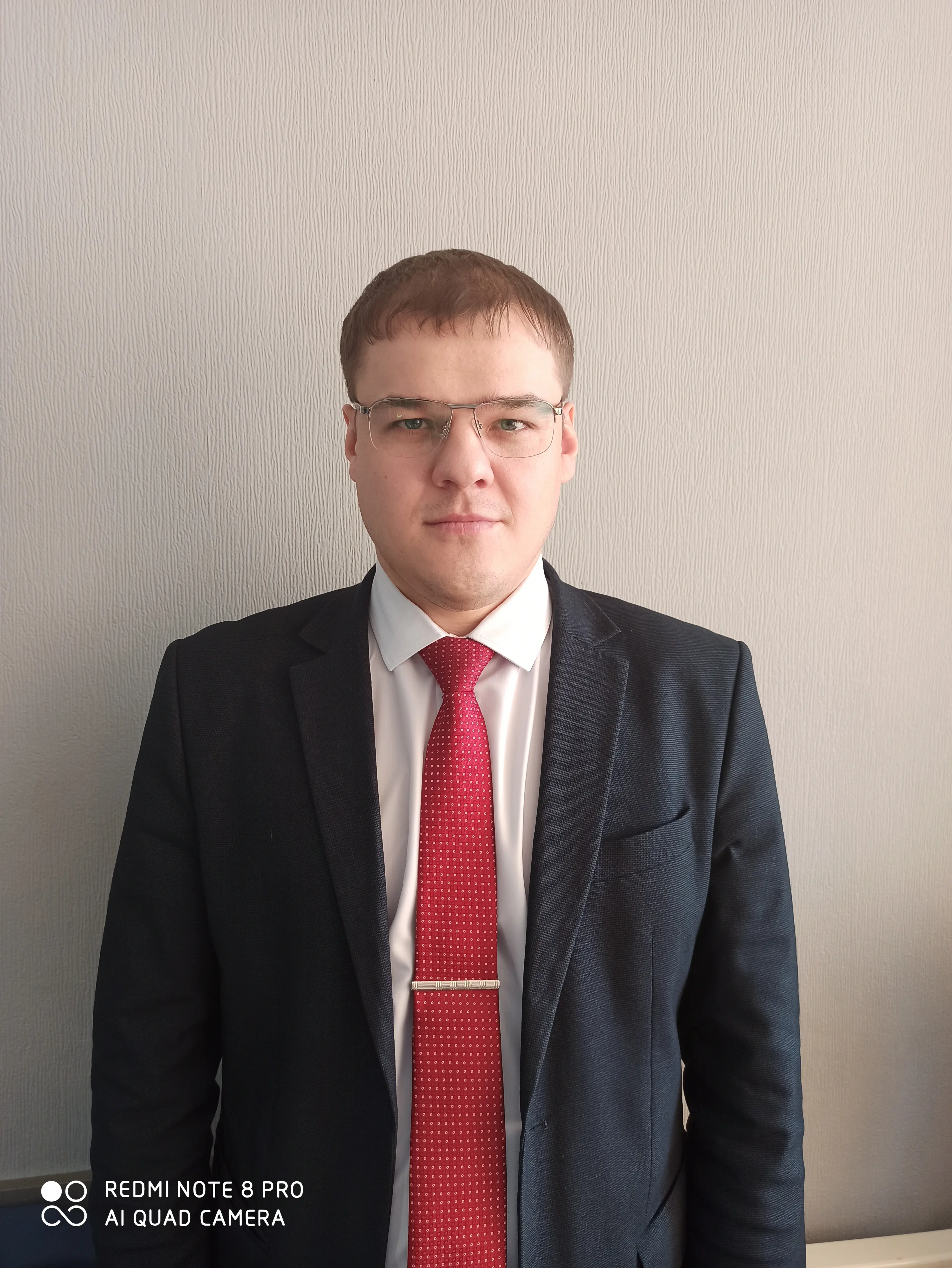 Анатолий Локсин