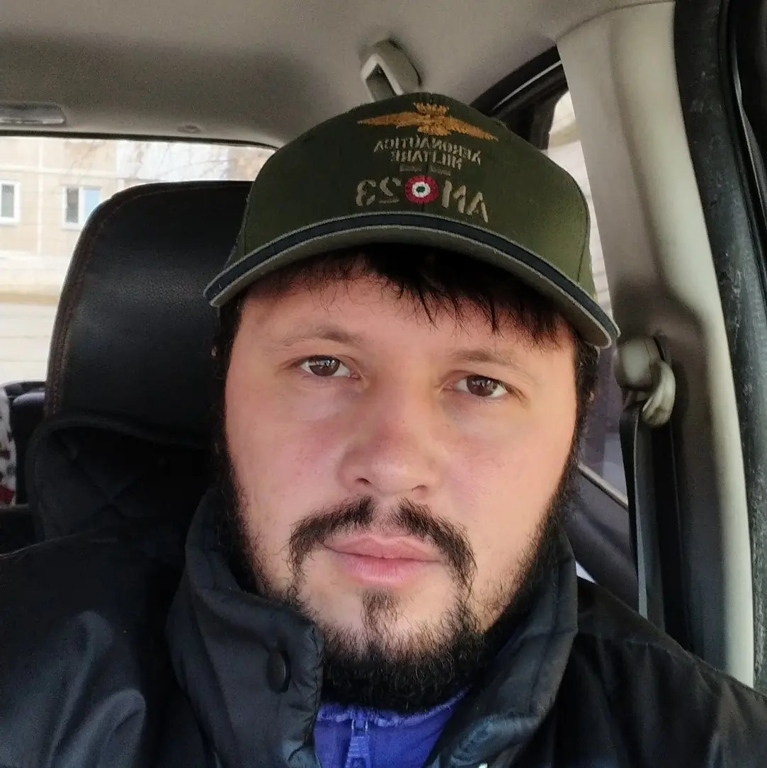 Максим Андреев