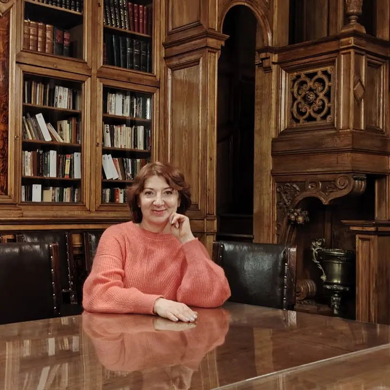 Елена Захидова