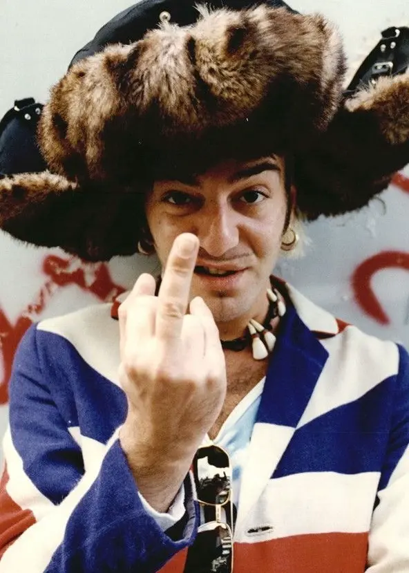 Отмена John Galliano: Horizons | Сетка — социальная сеть от hh.ru
