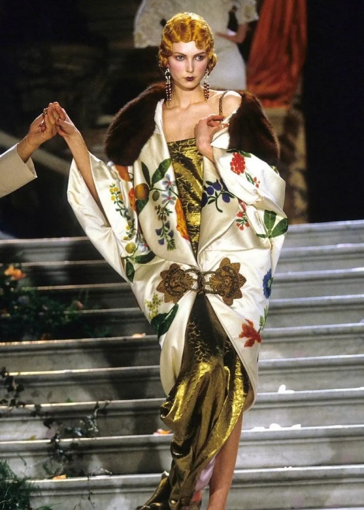 Отмена John Galliano: Horizons | Сетка — социальная сеть от hh.ru