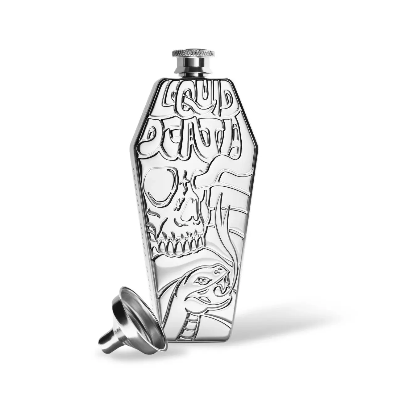 Как выбор мерча и его визуальный язык транслируют дух бренда
Liquid Death – марка воды в банках. Появилась благодаря наблюдению за выступающими и посетителями концертов, которые не пьют алкоголь | Сетка — социальная сеть от hh.ru