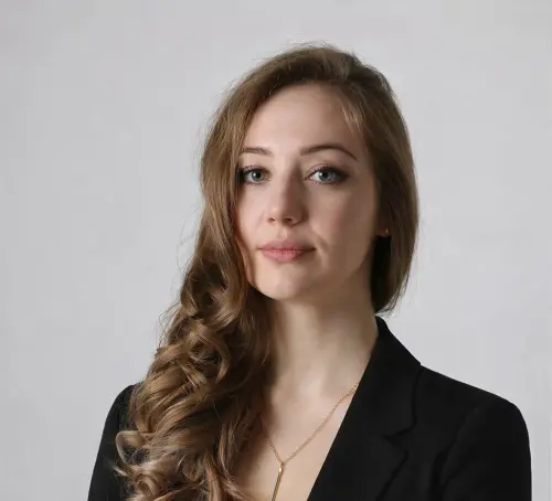Мария Серова