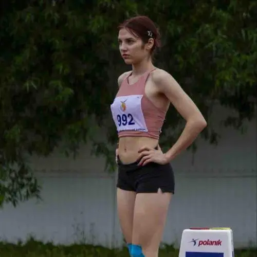 Полина Селезнёва