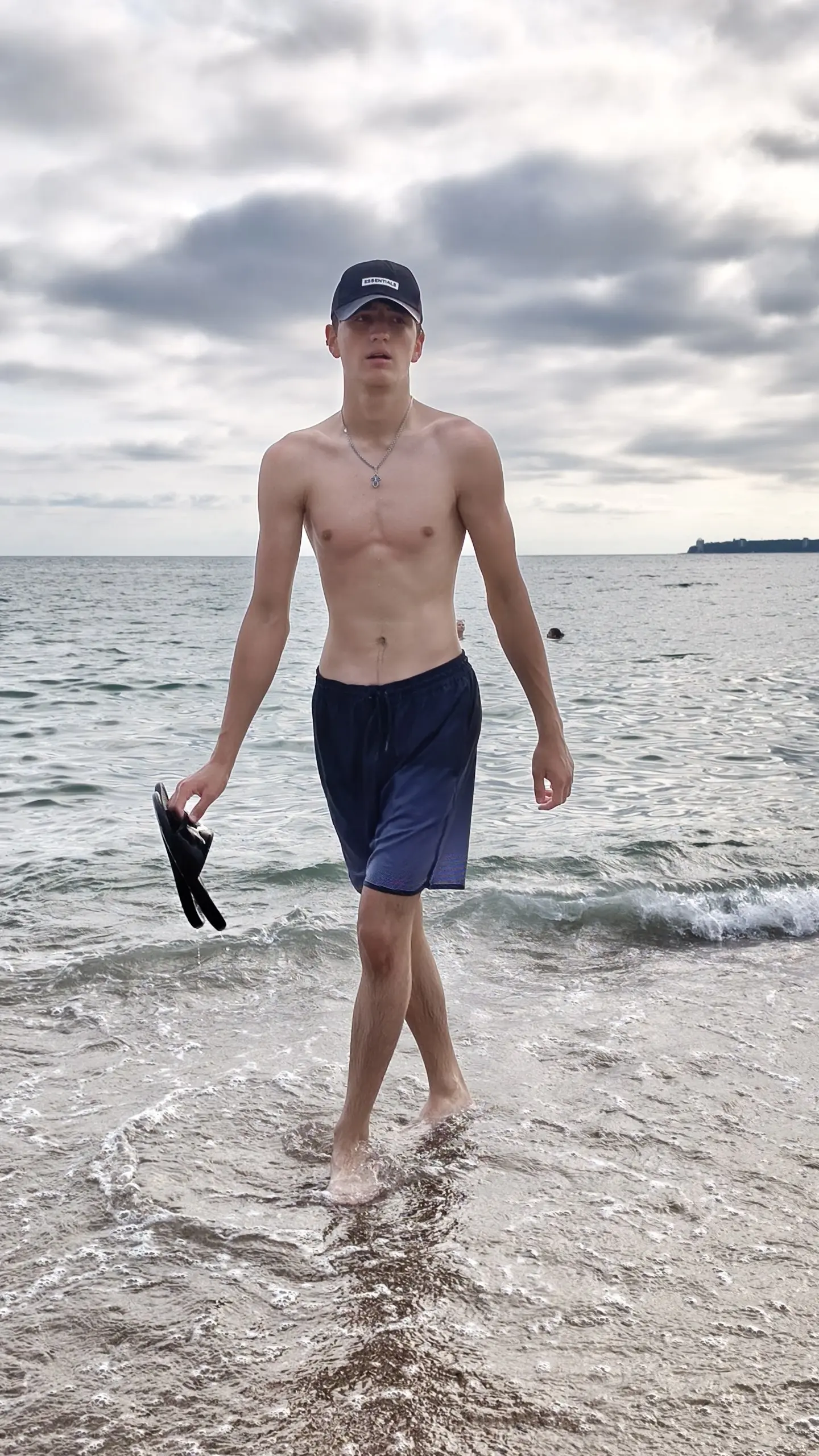 С 17-летием, сынок!💕💕 Желаем тебе уверенно идти к своим целям, верить в себя и никогда не бояться пробовать новое | Сетка — социальная сеть от hh.ru