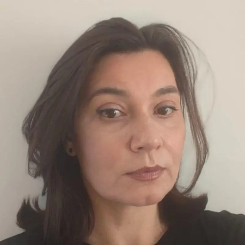 Анна Холоденова