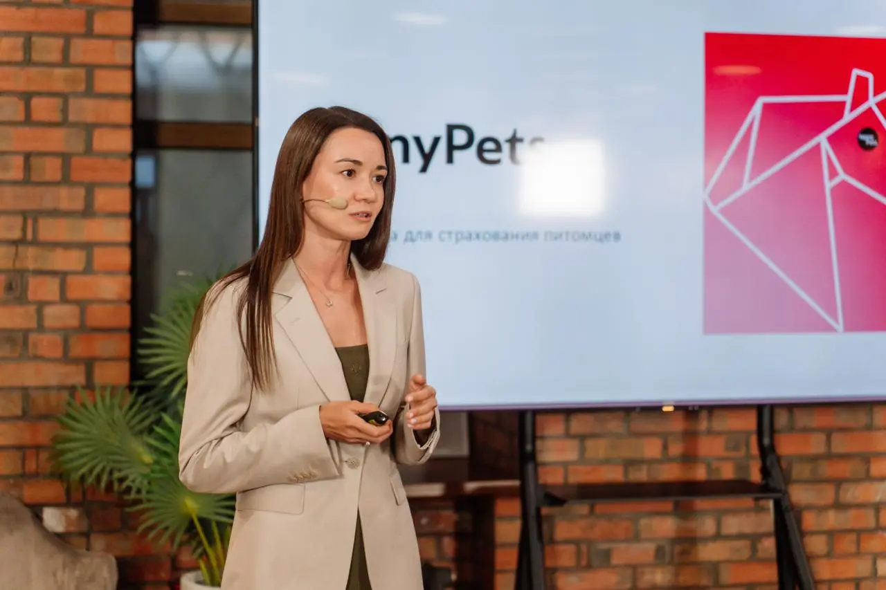 Фото с новой встречи Unicorn Case Study 📸
На этот раз героем стал ManyPets — лондонский сервис, который с 2017 года страхует домашних животных по подписке | Сетка — социальная сеть от hh.ru