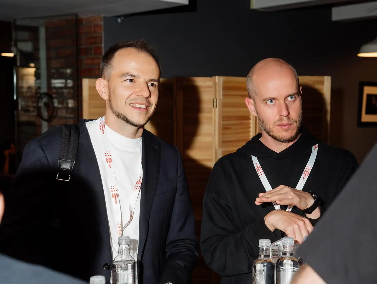 Фото с новой встречи Unicorn Case Study 📸
На этот раз героем стал ManyPets — лондонский сервис, который с 2017 года страхует домашних животных по подписке | Сетка — социальная сеть от hh.ru