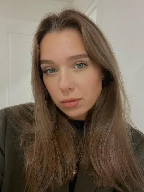 Елизавета Бакутина