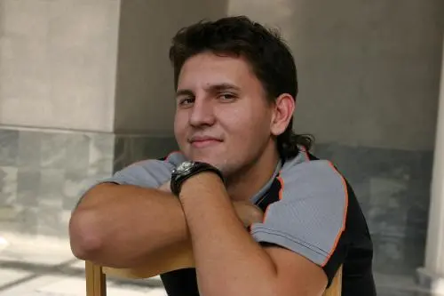Андрей Белов