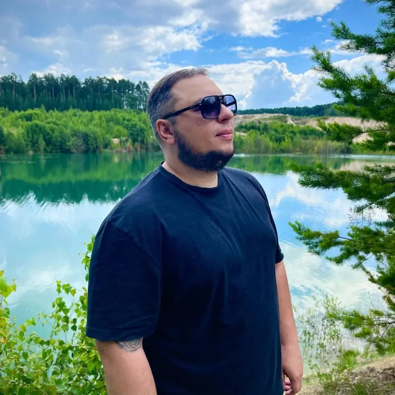 Евгений Казаков