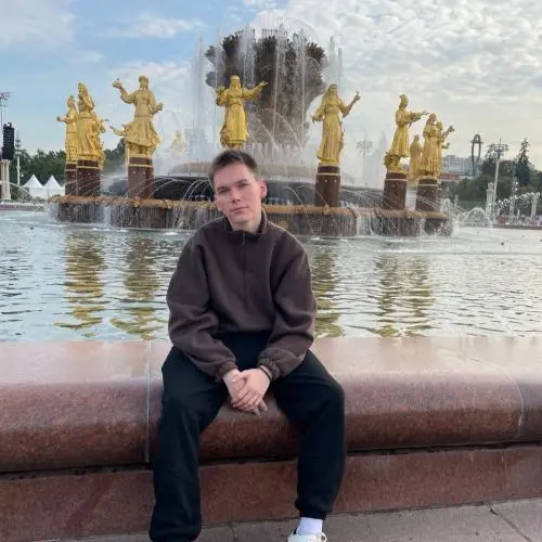 Никита Иванов
