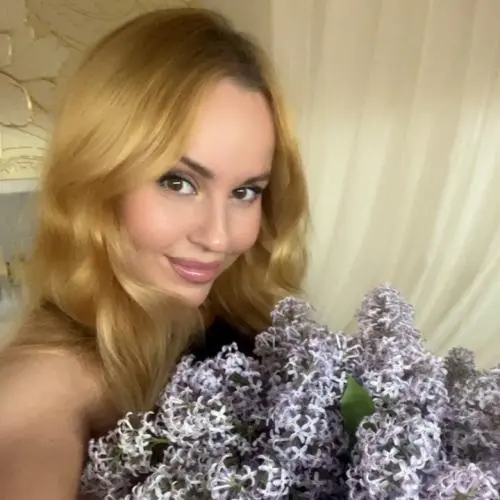 Алёна Месерханова