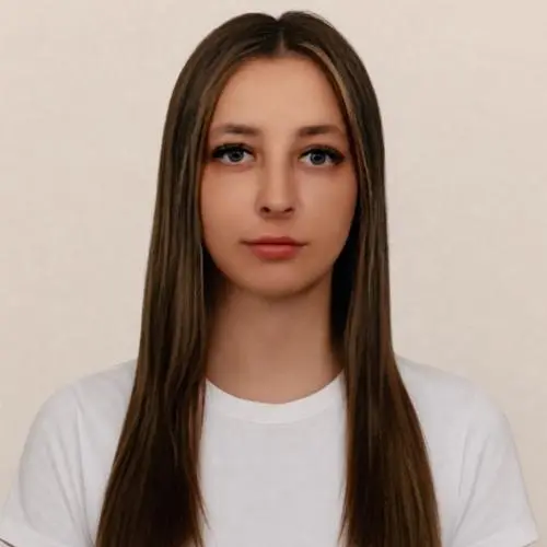 Алина Сальникова