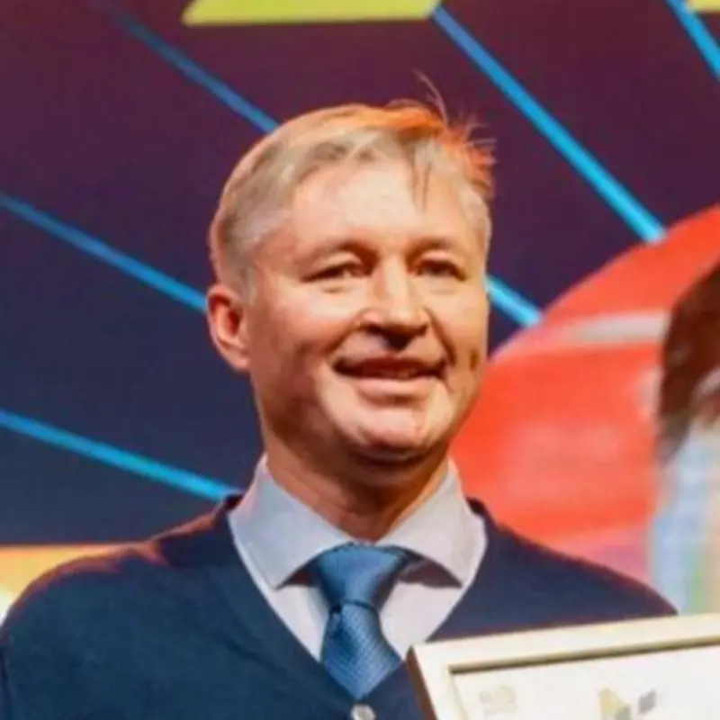 Игорь Ефремов