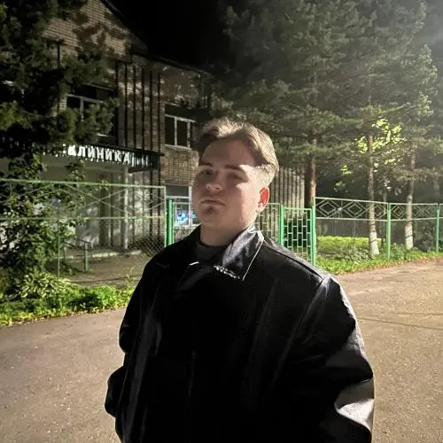 Денис Дроздов